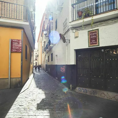 Tranquilo Apto En Zona Privilegiada Sevilla